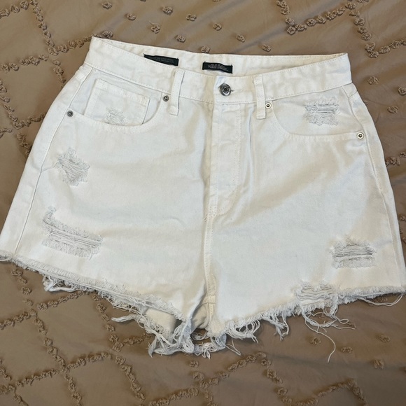 Wild fable white Jean shorts! - Picture 1 of 3